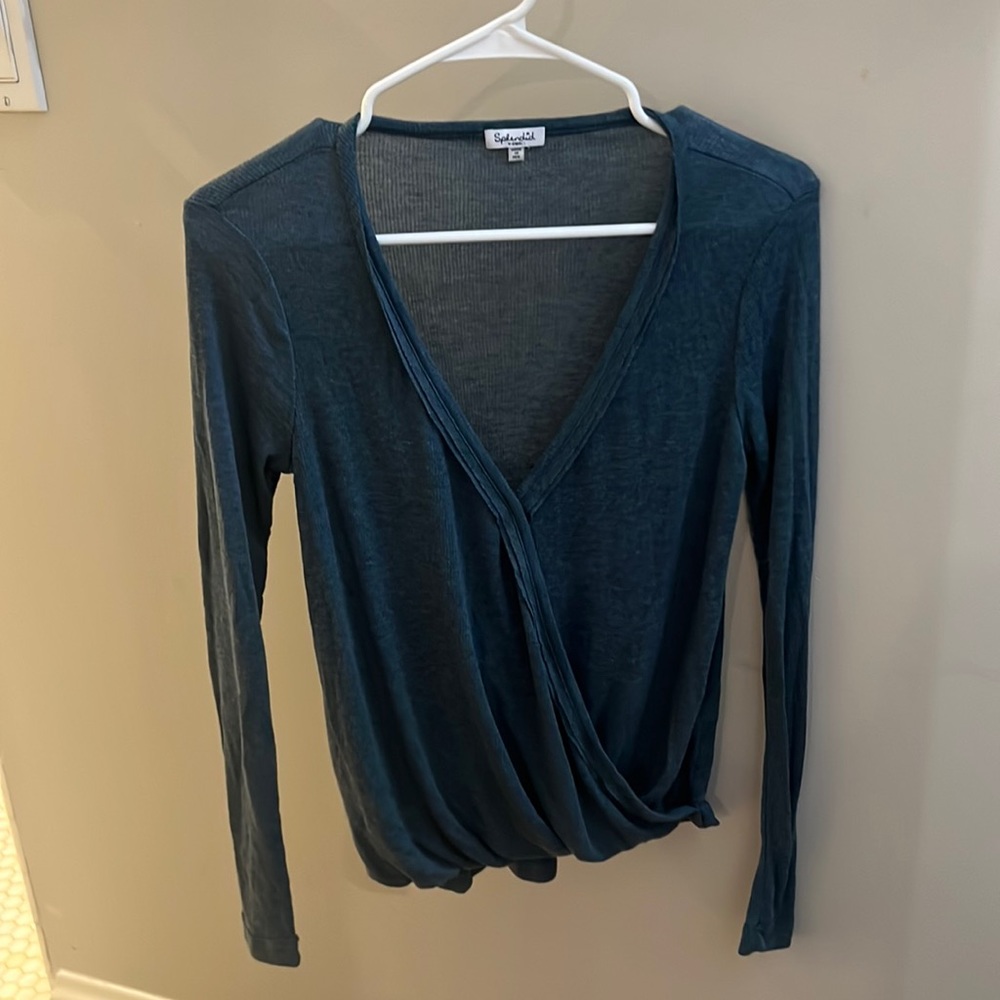 Splendid XS blue long sleeve v neck